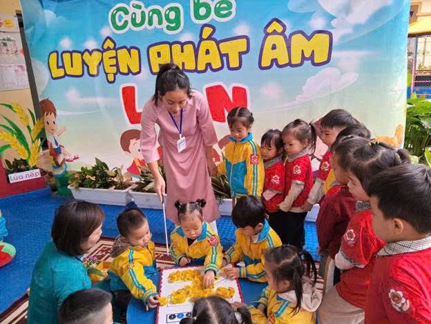 <a href='https://mnlacdao.hungyen.edu.vn/tin-tuc/an-tuong-khi-cung-be-%E2%80%9C-luyen-phat-am-chuan-2-phu-am-l-n%E2%80%9D-o-truong-mam-non-lac-dao-.html'>Ấn tượng khi cùng bé “ Luyện phát âm chuẩn 2 phụ âm L/N” ở Trường Mầm non Lạc Đạo.</a>